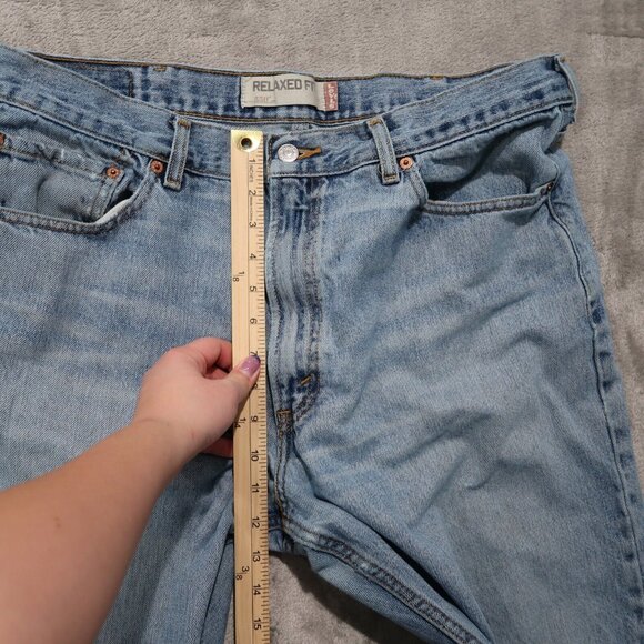 Levis 550 Jeans Mens 38x34 Blue Relaxed Fit Straight Leg Light Wash Distressed - Picture 14 of 16